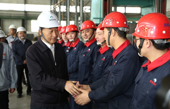 1556156987.jpg 青海水電集團(tuán)第十期簡訊照片_副本.jpg